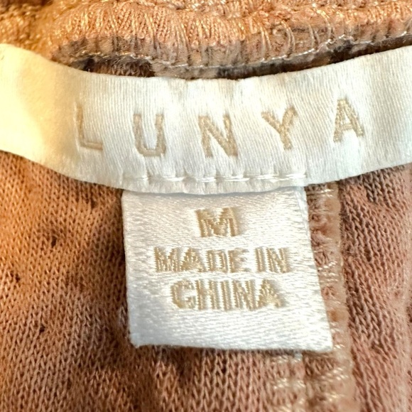 Lunya Restore Double Faced Shorts Tan Nude Size Medium NEW Neutral Sleep Lounge - Picture 9 of 14